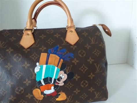 louis vuitton mickey mouse tasche preis|louis vuitton tasche herren.